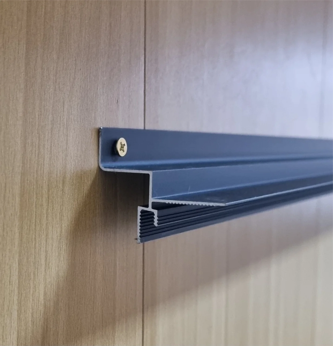 Теневой потол. пл. для ГК с подсветкой 12.5мм (45*38,6*2500мм) чёрный муар аналог ADS-36